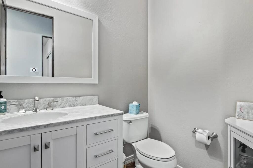 Phoenix Home With Heated Pool, Desert Views & Hot Tub Anthem Dış mekan fotoğraf