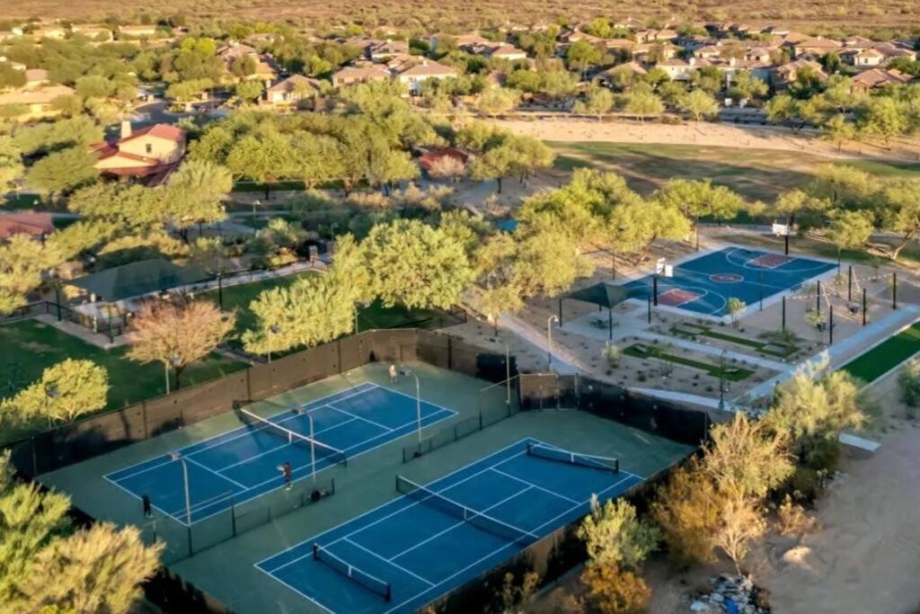 Phoenix Home With Heated Pool, Desert Views & Hot Tub Anthem Dış mekan fotoğraf