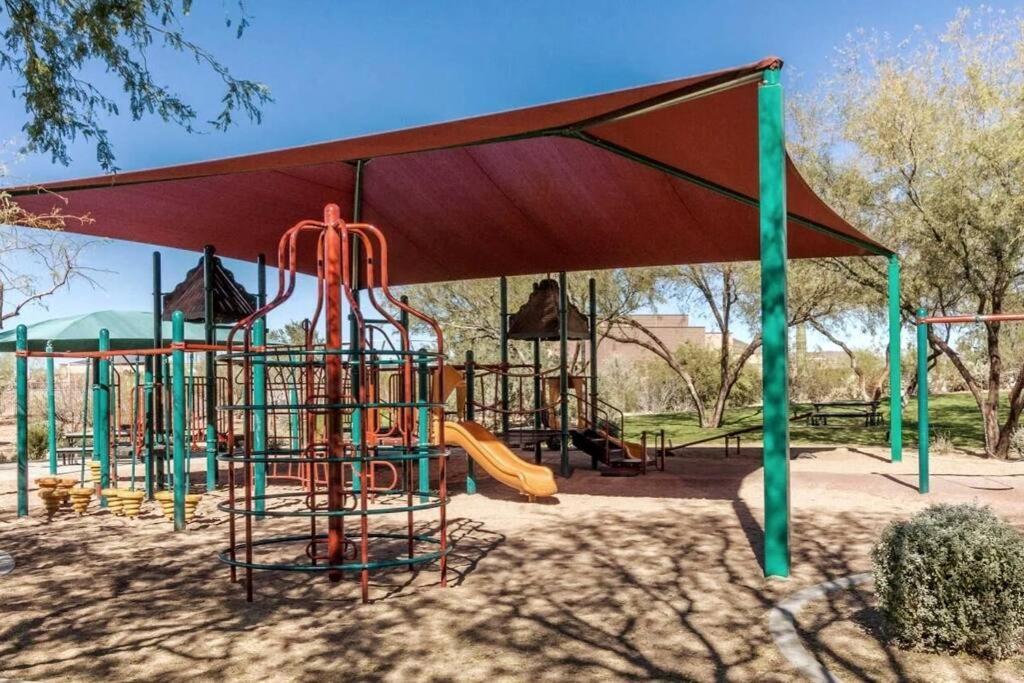 Phoenix Home With Heated Pool, Desert Views & Hot Tub Anthem Dış mekan fotoğraf